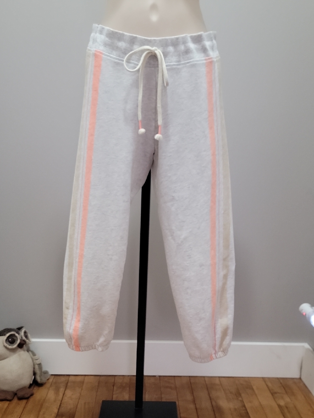 Victoria's Secret Fleece Beach Capri Joggers with Coral & Tan Stripes Sz XS